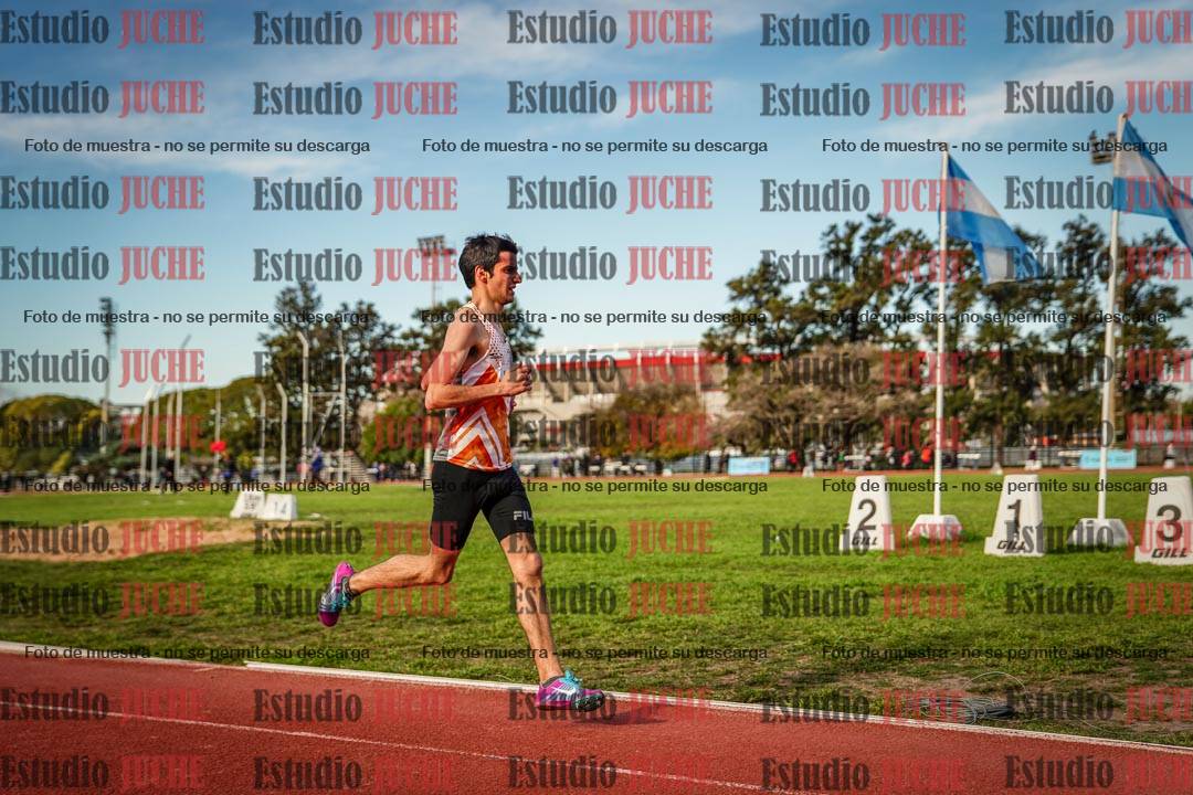 Fotos de los 3000 m llanos de varones