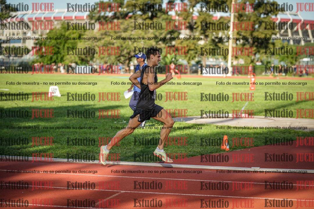 Fotos de los 1500 m llanos de varones