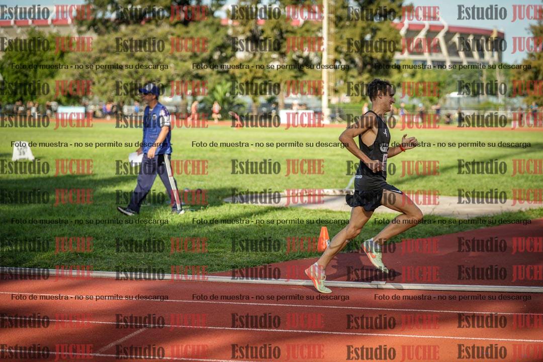 Fotos de los 1500 m llanos de varones