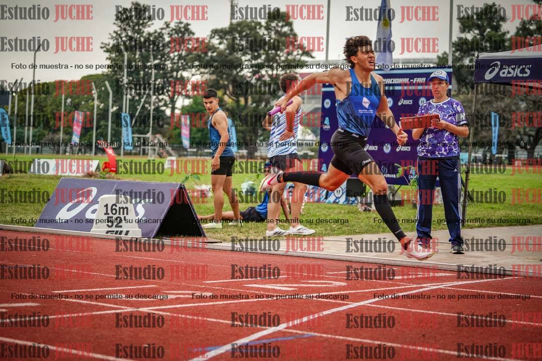 Fotos de las postas 4x400 m llanos de varones