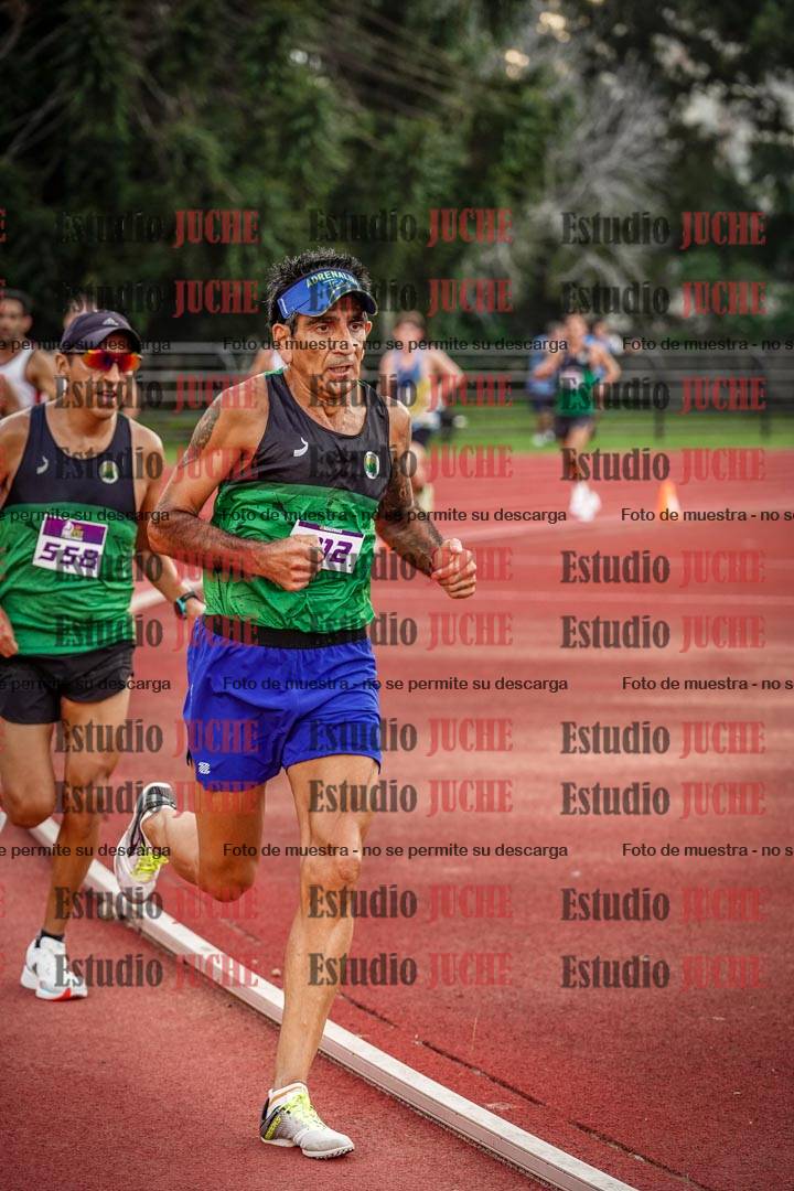 Fotos de los 3000 m llanos de varones