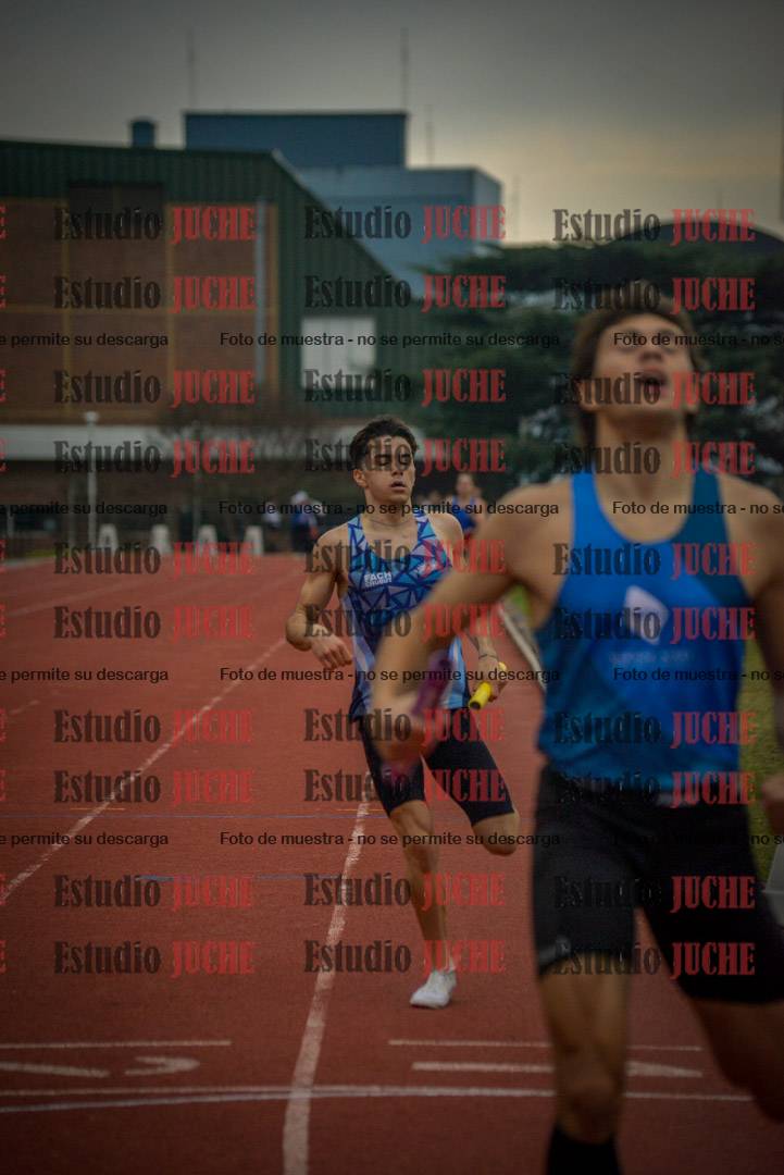 Fotos de las postas 4x400 m llanos de varones