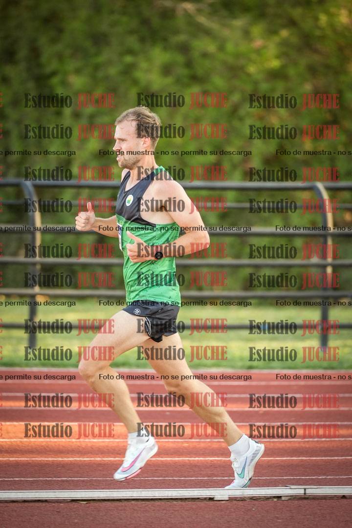 Fotos de los 3000 m llanos de varones
