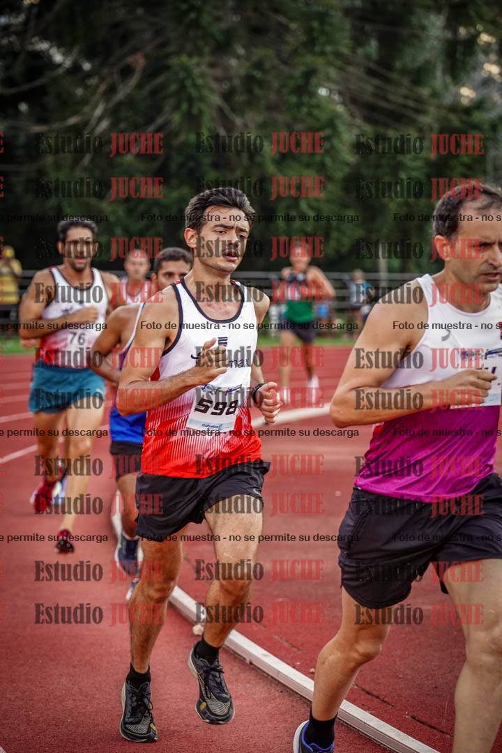 Fotos de los 3000 m llanos de varones