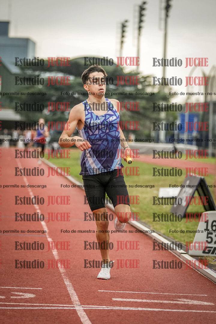 Fotos de las postas 4x400 m llanos de varones
