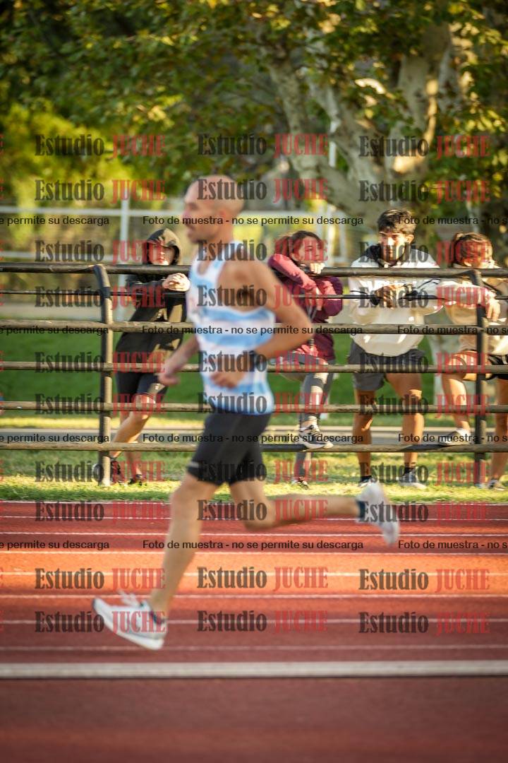 Fotos de los 3000 m llanos de varones