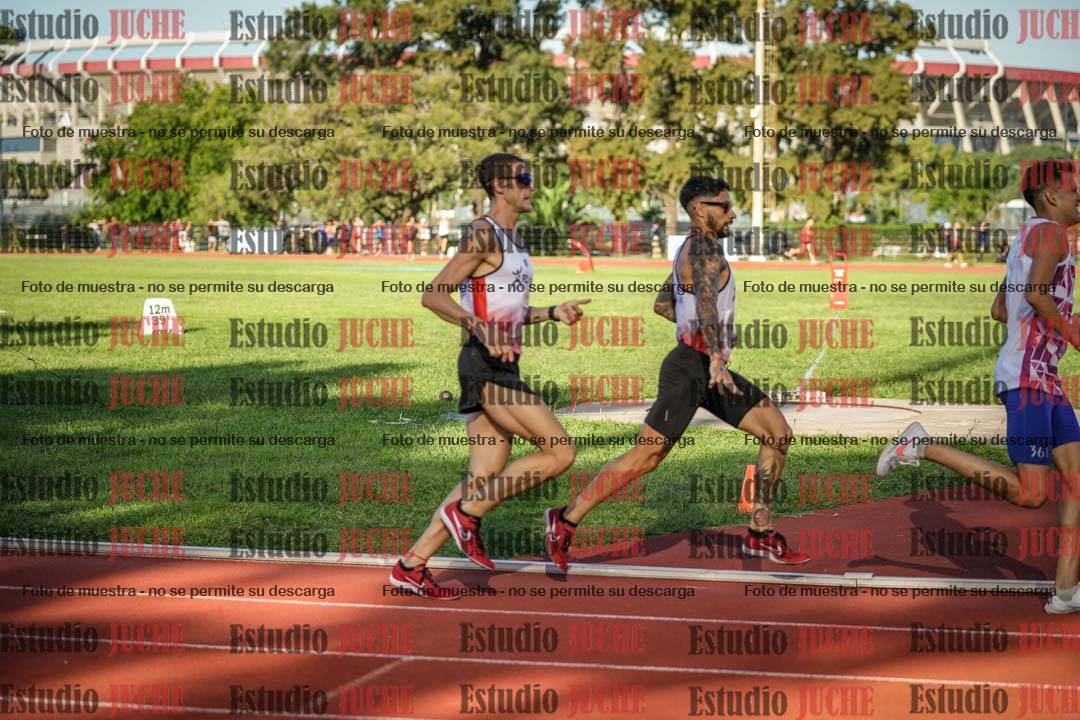 Fotos de los 1500 m llanos de varones