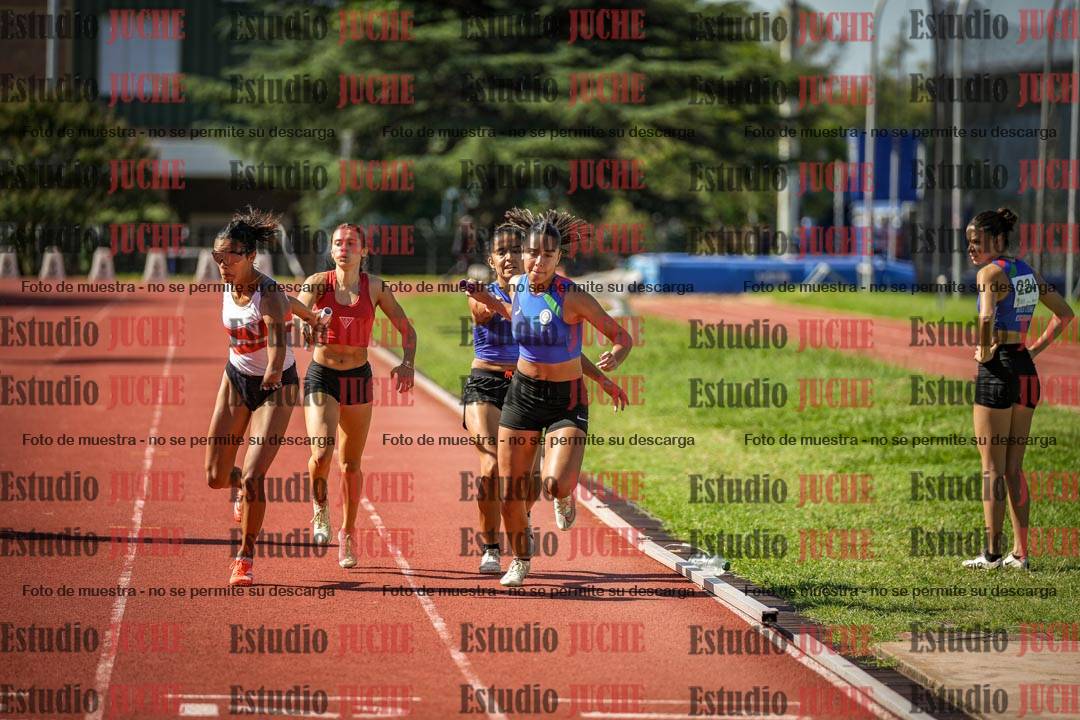 Fotos de las postas 4x400 m llanos de mujeres