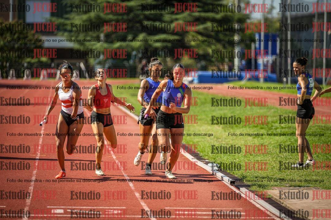 Fotos de las postas 4x400 m llanos de mujeres