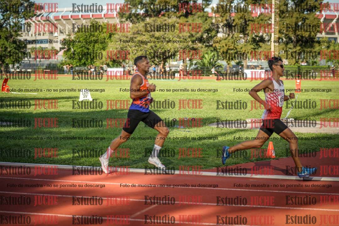 Fotos de los 1500 m llanos de varones