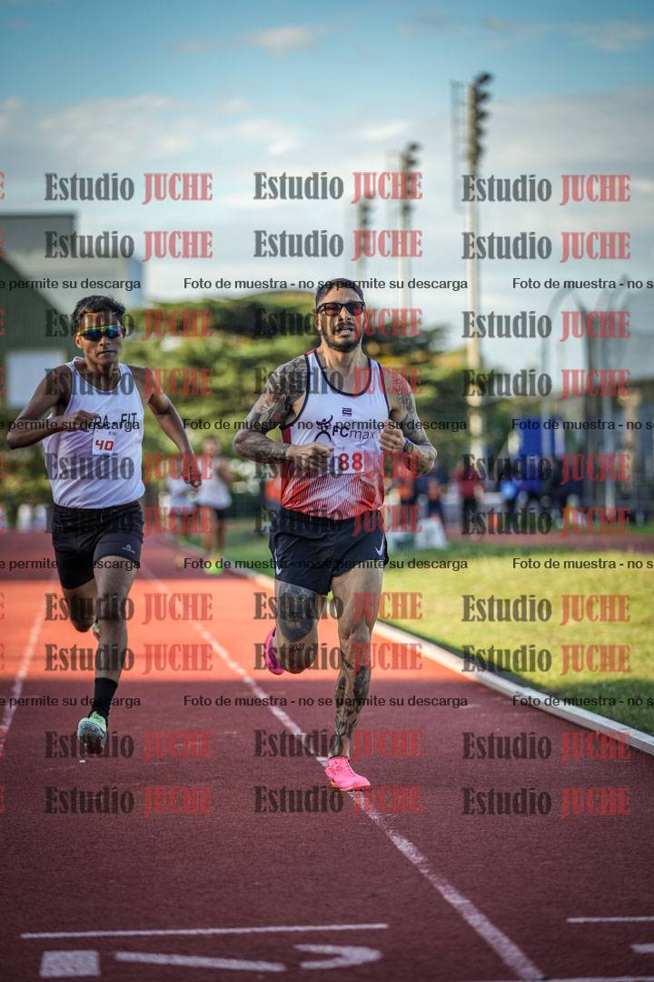 Fotos de los 1500 m llanos de varones