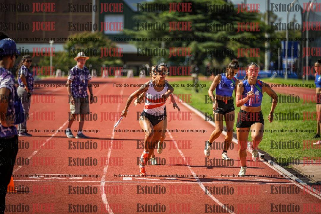 Fotos de las postas 4x400 m llanos de mujeres
