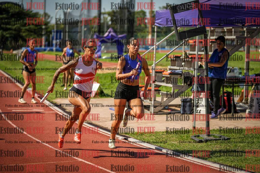 Fotos de las postas 4x400 m llanos de mujeres