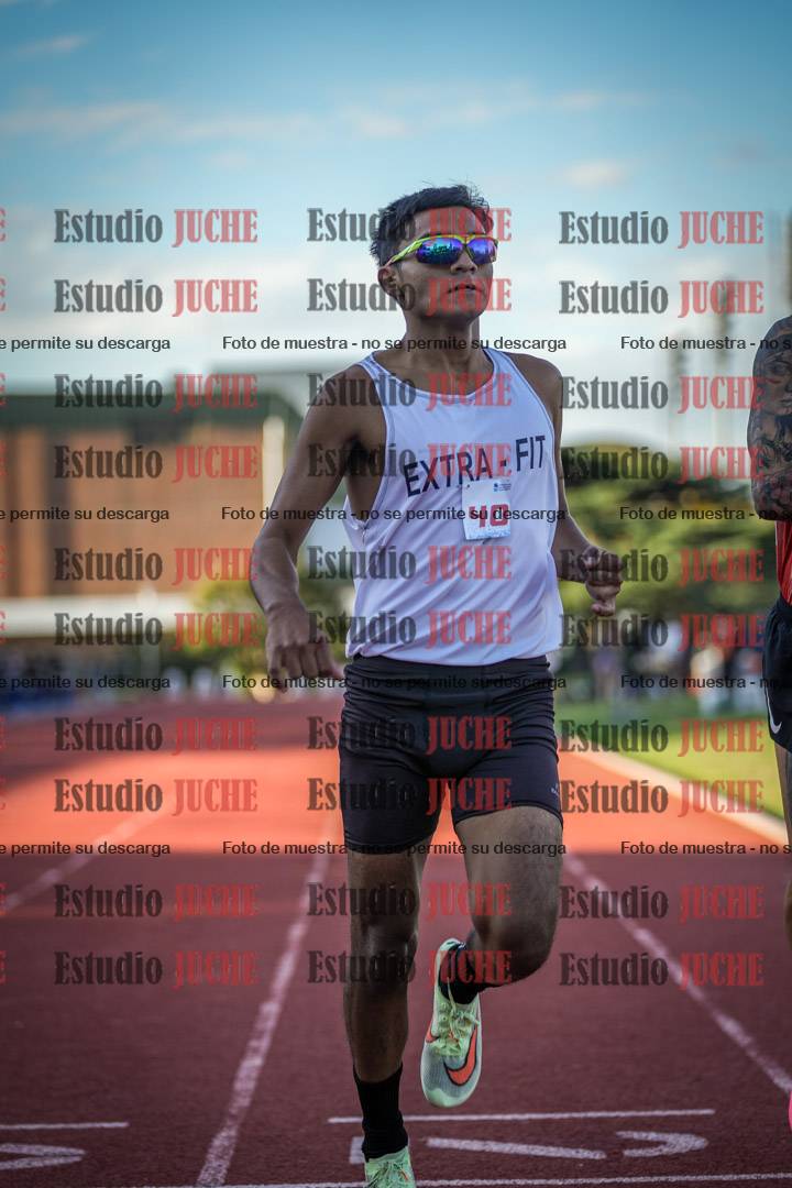 Fotos de los 1500 m llanos de varones