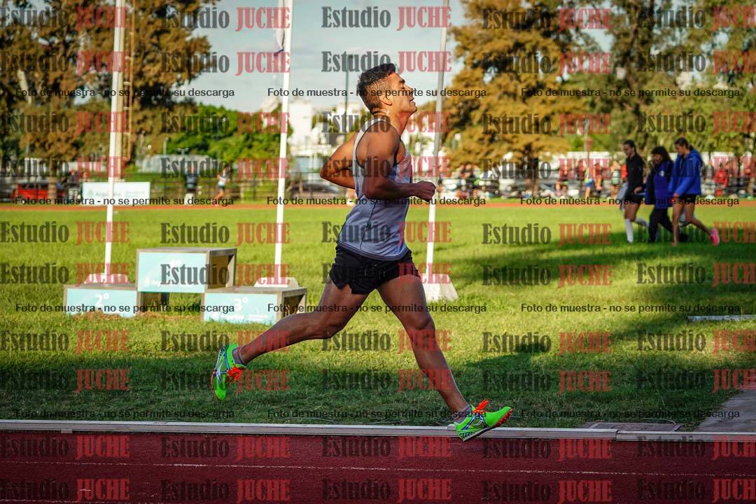 Fotos de los 1500 m llanos de varones