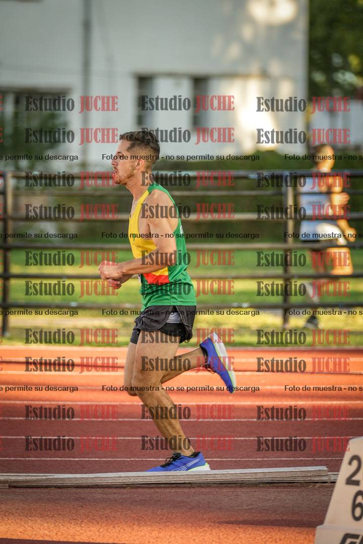 Fotos de los 3000 m llanos de varones