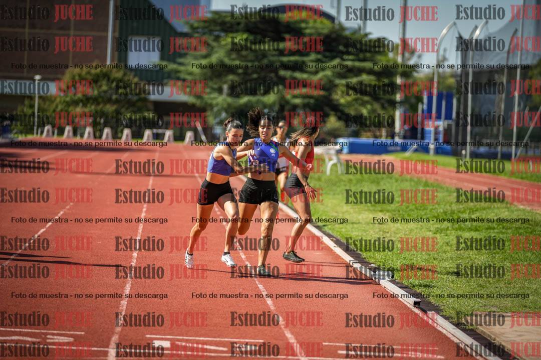 Fotos de las postas 4x400 m llanos de mujeres
