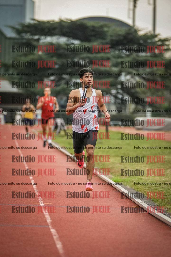 Fotos de las postas 4x400 m llanos de varones