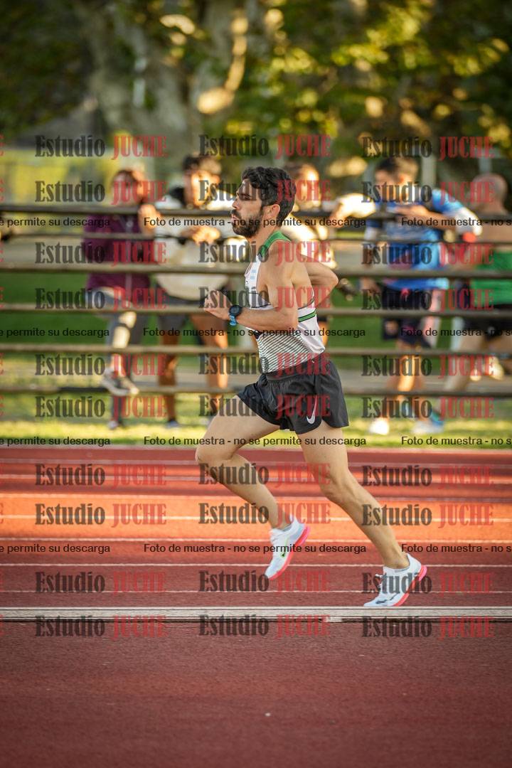 Fotos de los 3000 m llanos de varones