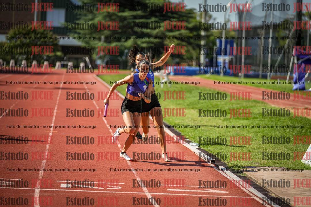 Fotos de las postas 4x400 m llanos de mujeres