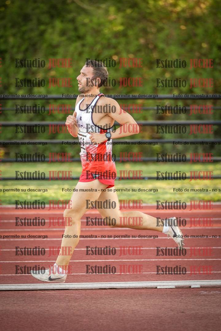 Fotos de los 3000 m llanos de varones
