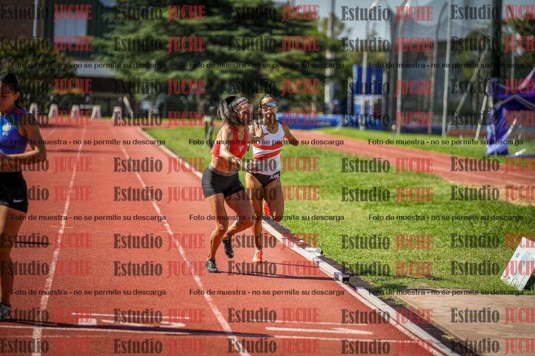 Fotos de las postas 4x400 m llanos de mujeres