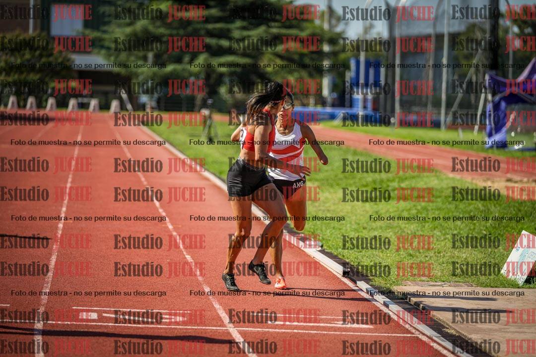 Fotos de las postas 4x400 m llanos de mujeres