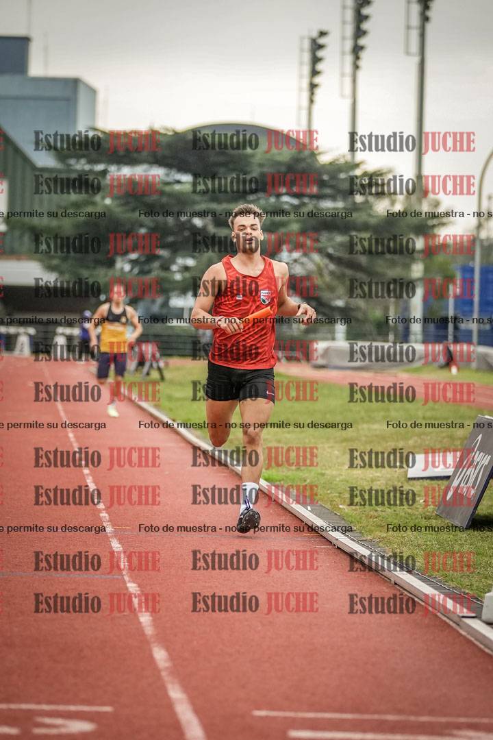 Fotos de las postas 4x400 m llanos de varones