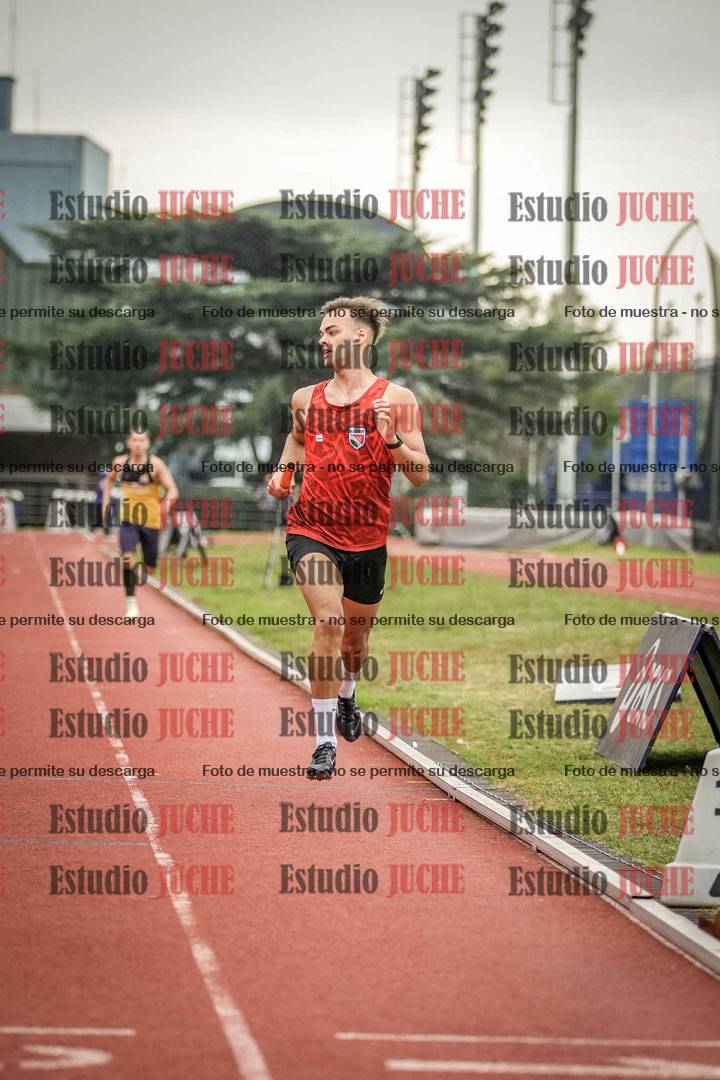 Fotos de las postas 4x400 m llanos de varones