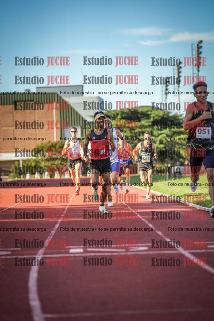 Fotos de los 1500 m llanos de varones