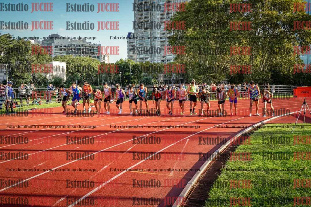 Fotos de los 1500 m llanos de varones