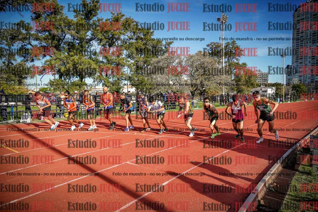 Fotos de los 3000 m llanos de varones