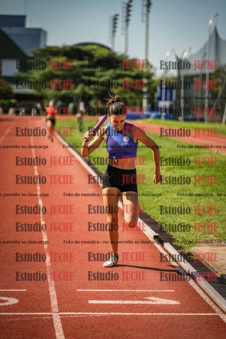 Fotos de las postas 4x400 m llanos de mujeres