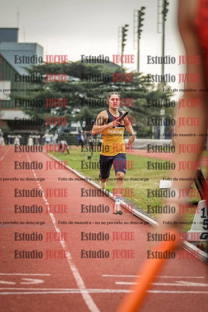 Fotos de las postas 4x400 m llanos de varones