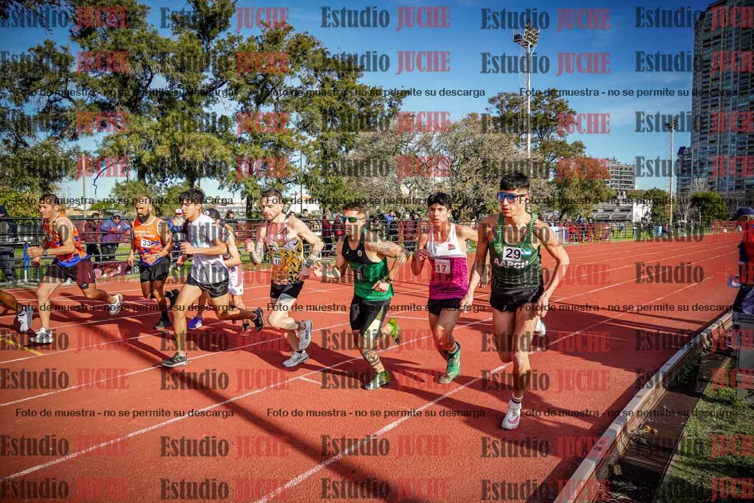 Fotos de los 3000 m llanos de varones