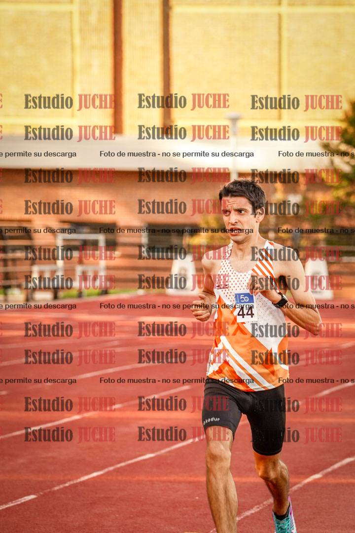 Fotos de los 3000 m llanos de varones