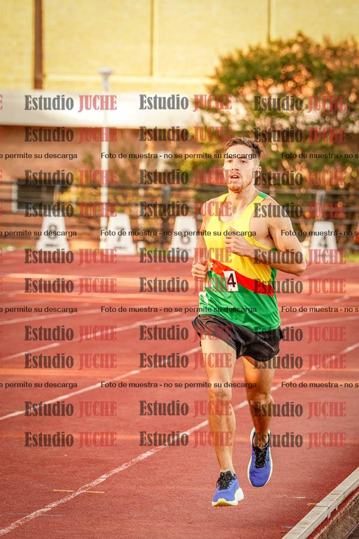 Fotos de los 3000 m llanos de varones