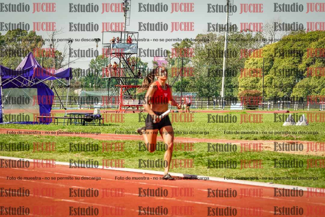 Fotos de las postas 4x400 m llanos de mujeres