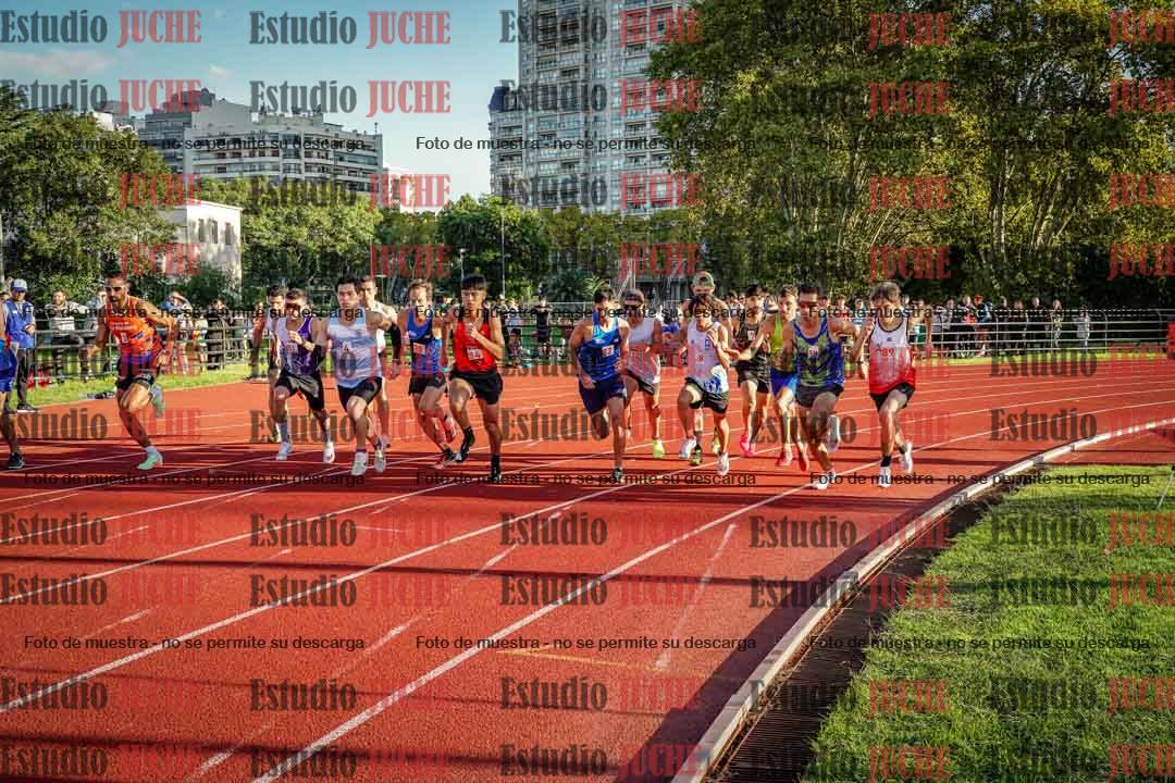 Fotos de los 1500 m llanos de varones