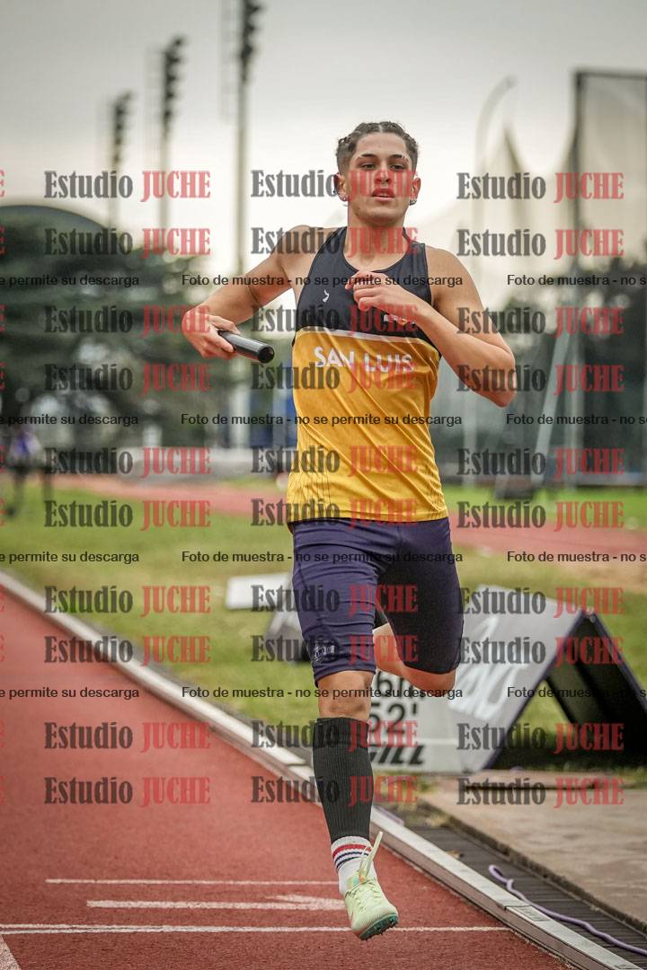 Fotos de las postas 4x400 m llanos de varones