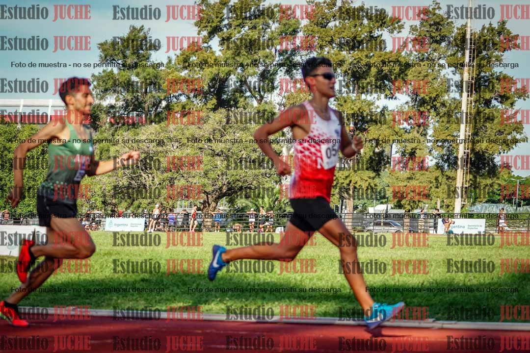 Fotos de los 1500 m llanos de varones
