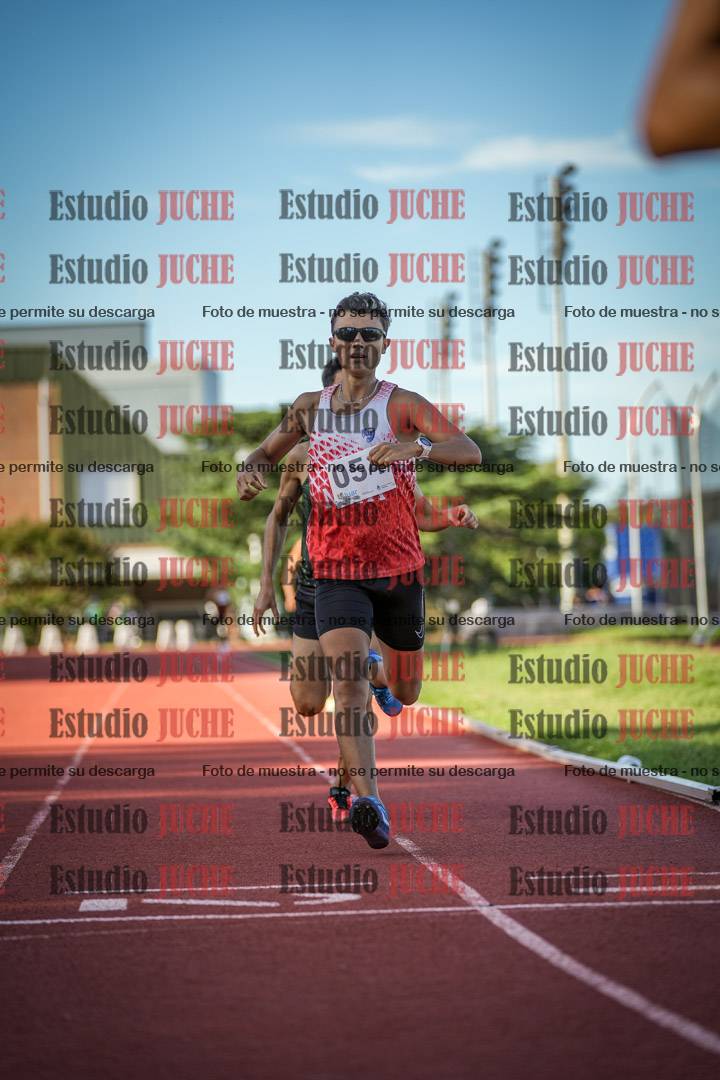 Fotos de los 1500 m llanos de varones