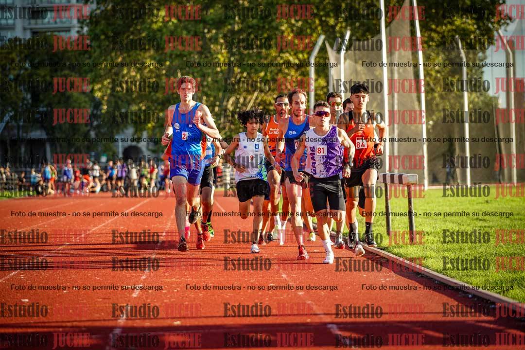 Fotos de los 1500 m llanos de varones