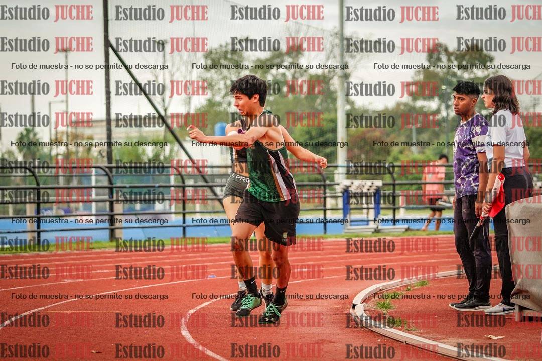 Fotos de los relevos 8x300 m mixtos