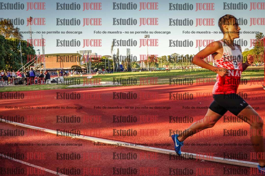 Fotos de los 3000 m llanos de varones