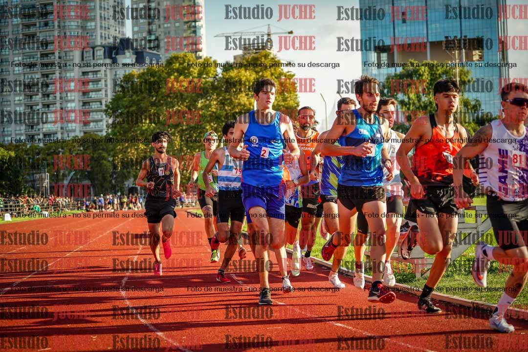 Fotos de los 1500 m llanos de varones