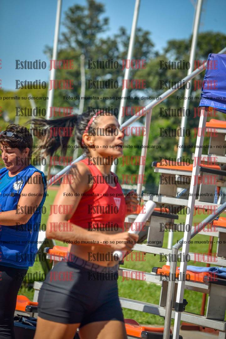 Fotos de las postas 4x400 m llanos de mujeres