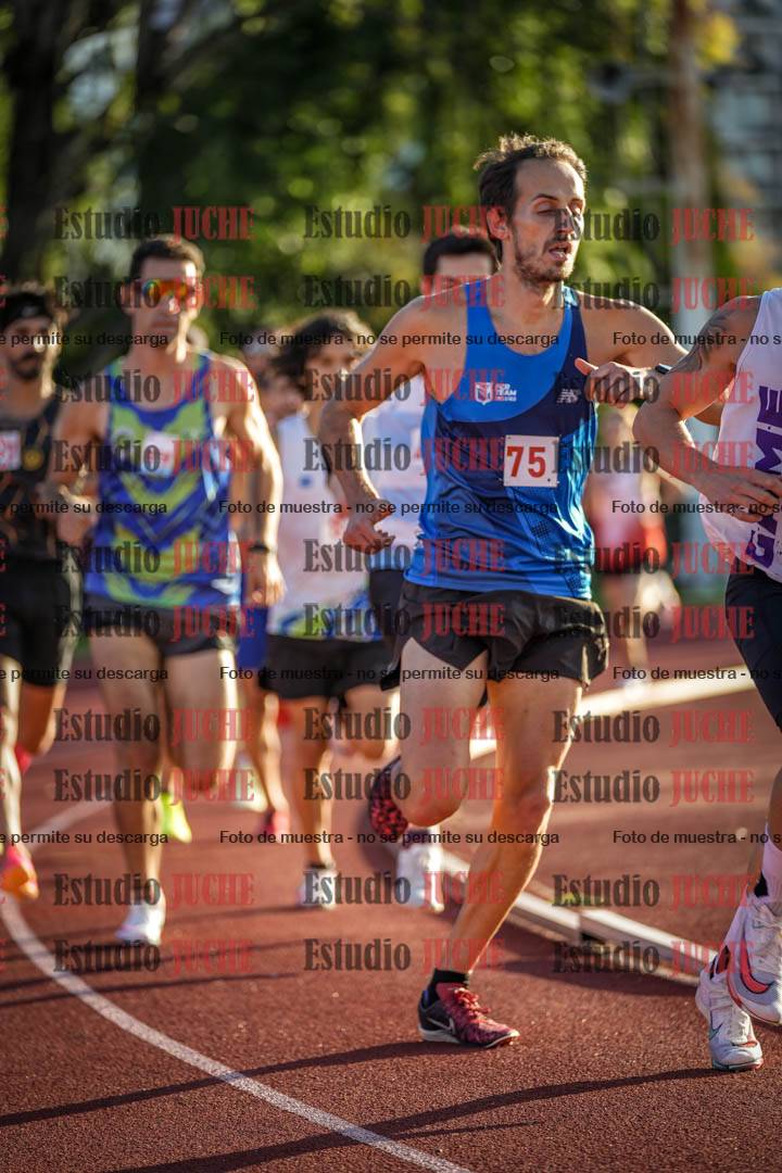 Fotos de los 1500 m llanos de varones