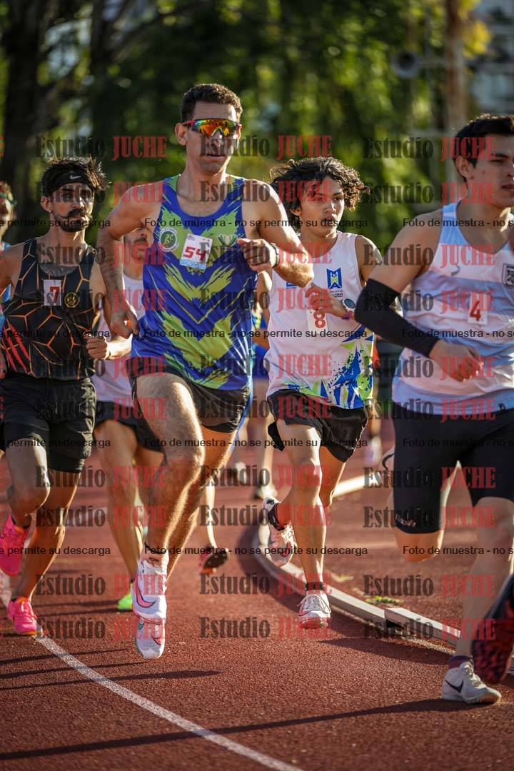 Fotos de los 1500 m llanos de varones