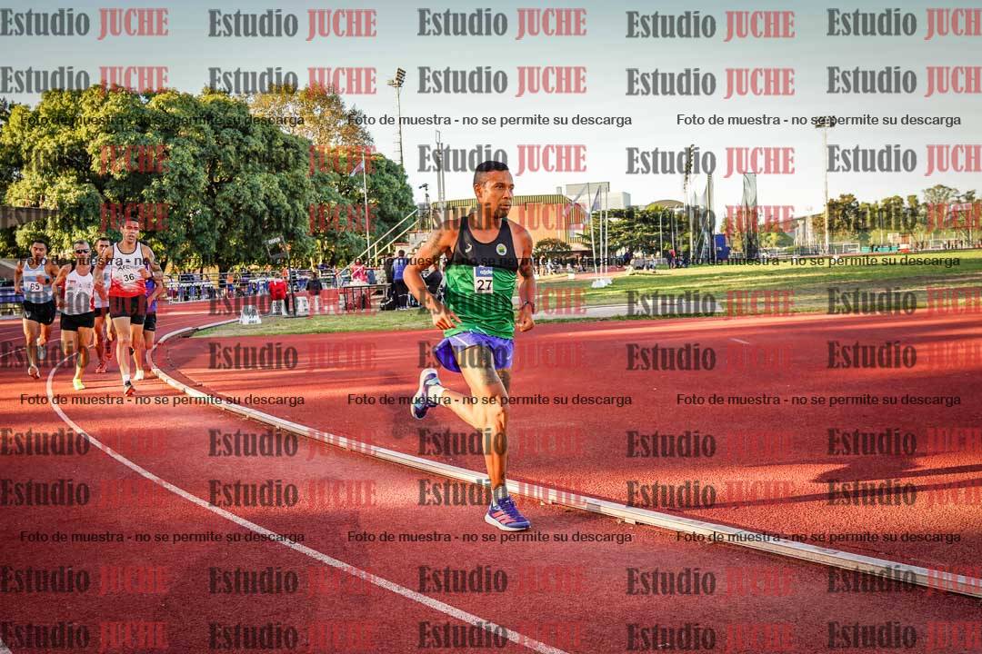 Fotos de los 3000 m llanos de varones